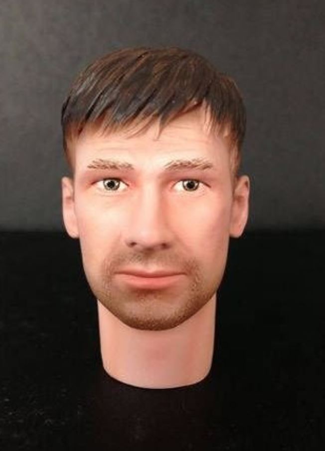 1:6 Náhradná hlava