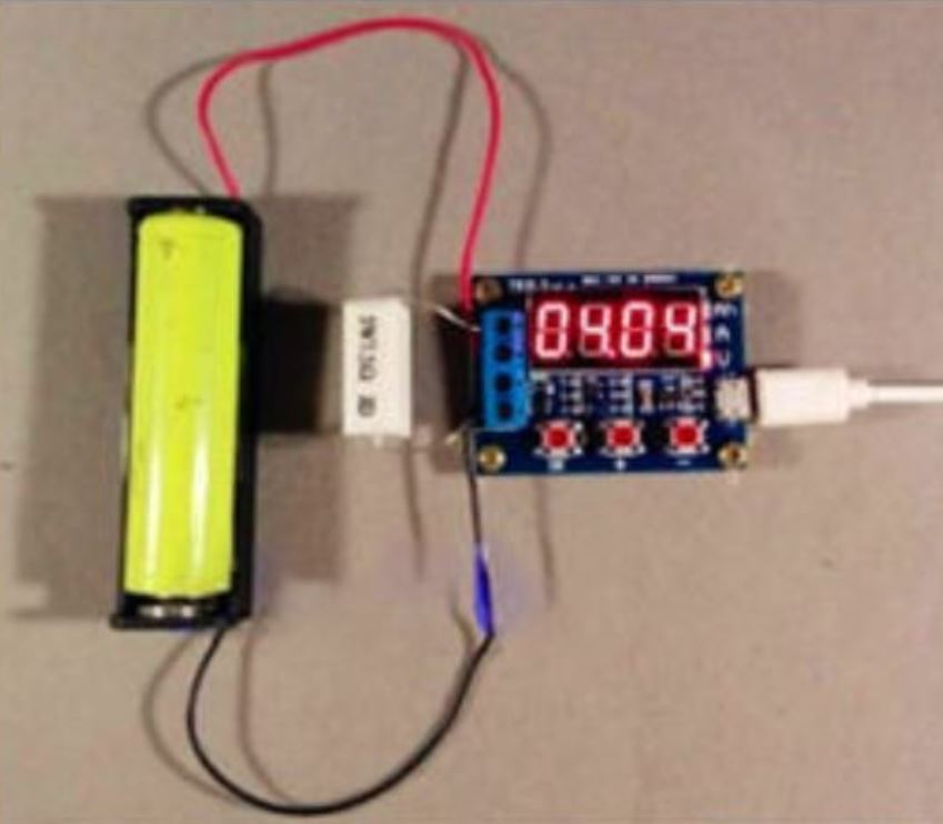 1,2V - 12V Vybíjací tester článkov vhodný pre Li-ion 18650 batérie