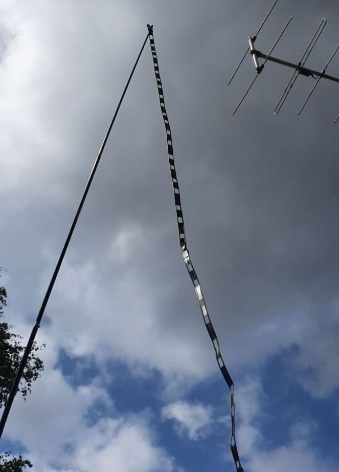 Základňová externá výkonná anténa Slim Jim pre Dual Band 145MHz a 440MHz
