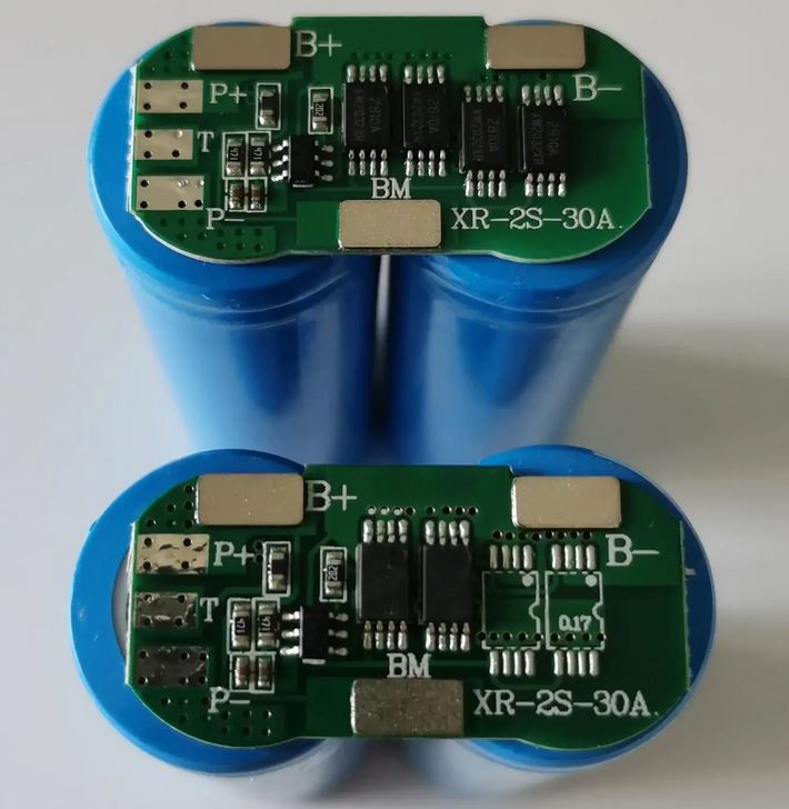 Balancér 7,4V pre 2 sekcie Li-ion / 10A