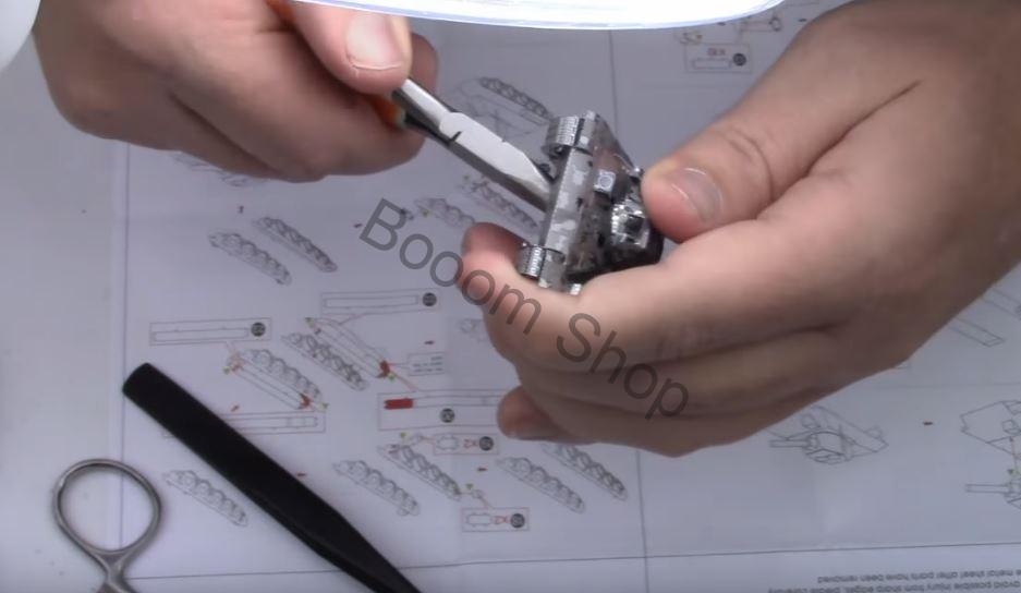 Mini kovový model
